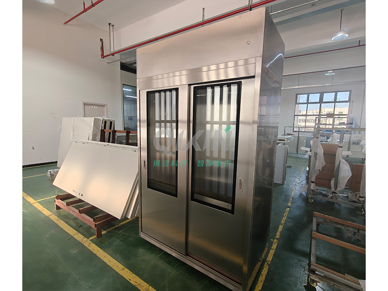 常州市某半导体行业洁净衣柜