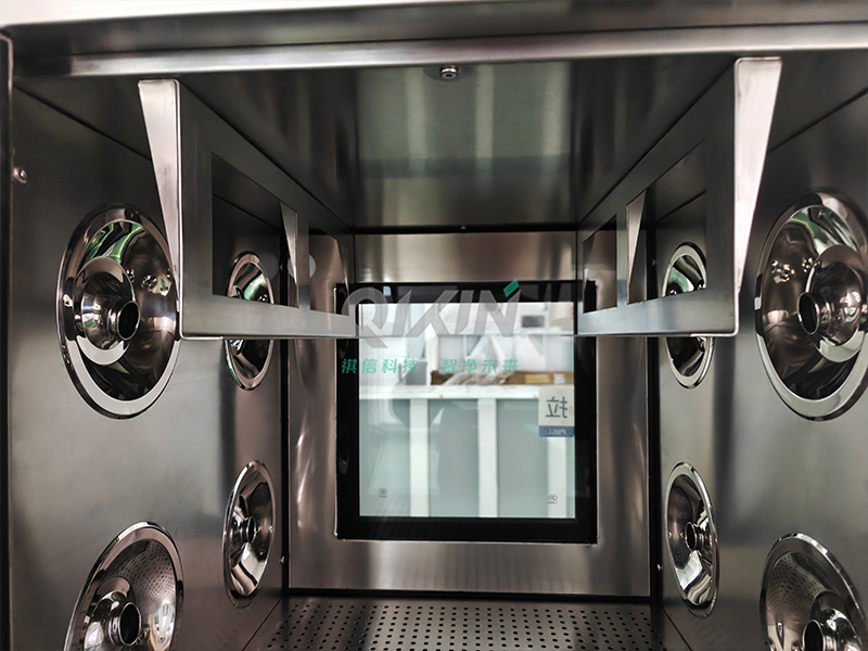 昆山某电子行业风淋传递窗