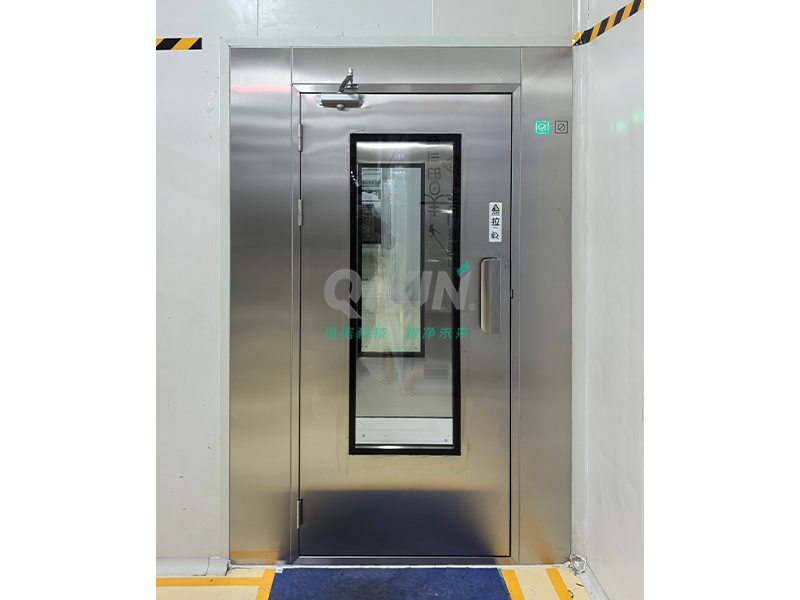 宁波某新能源企业不锈钢风淋室